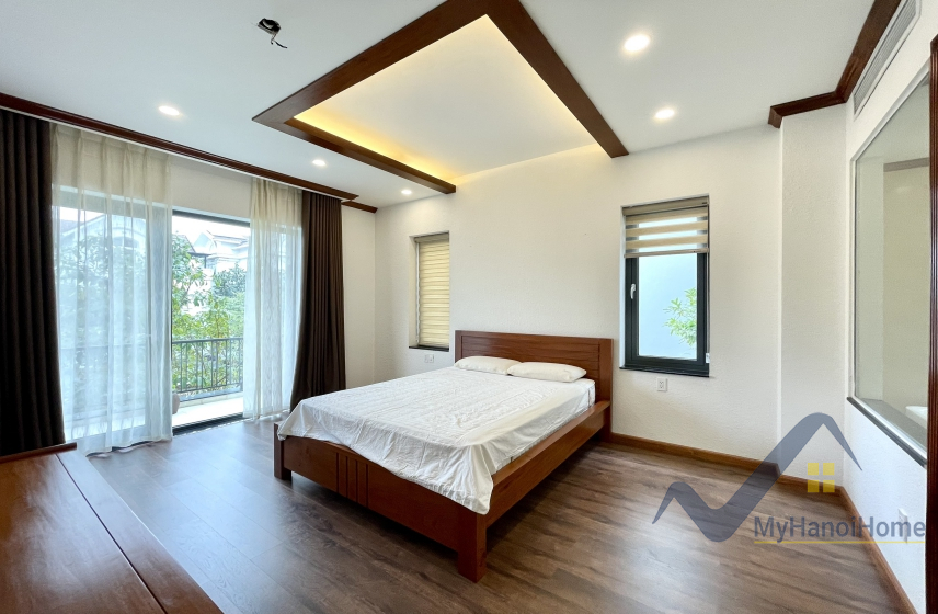 Đơn lập Vinhomes Riverside cho thuê full nội thất vườn rộng 7