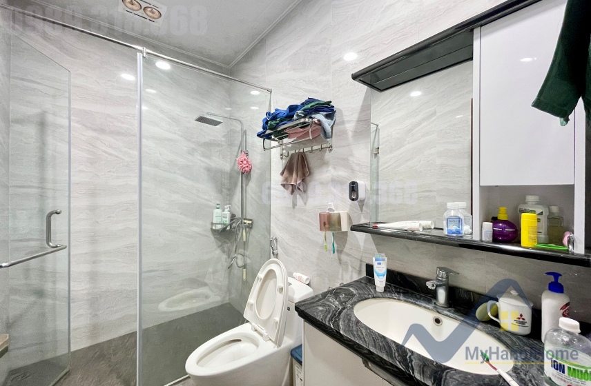 Liền kề Vinhomes The Harmony cho thuê full có thang máy 13