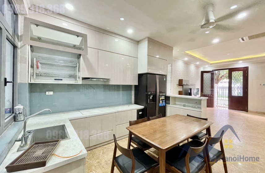 Nhà cho thuê Vinhomes Harmony, full nội thất 4PN 4