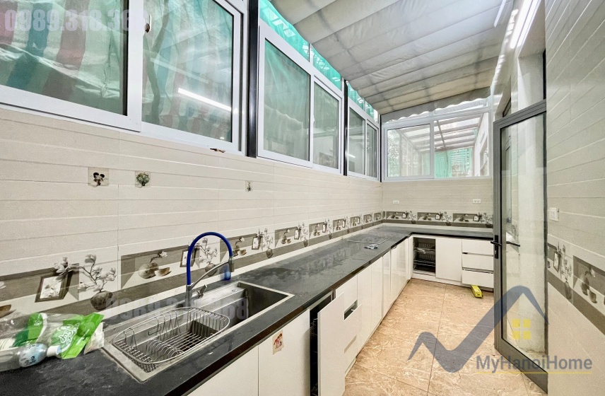 Nhà cho thuê Vinhomes Harmony, full nội thất 4PN 6