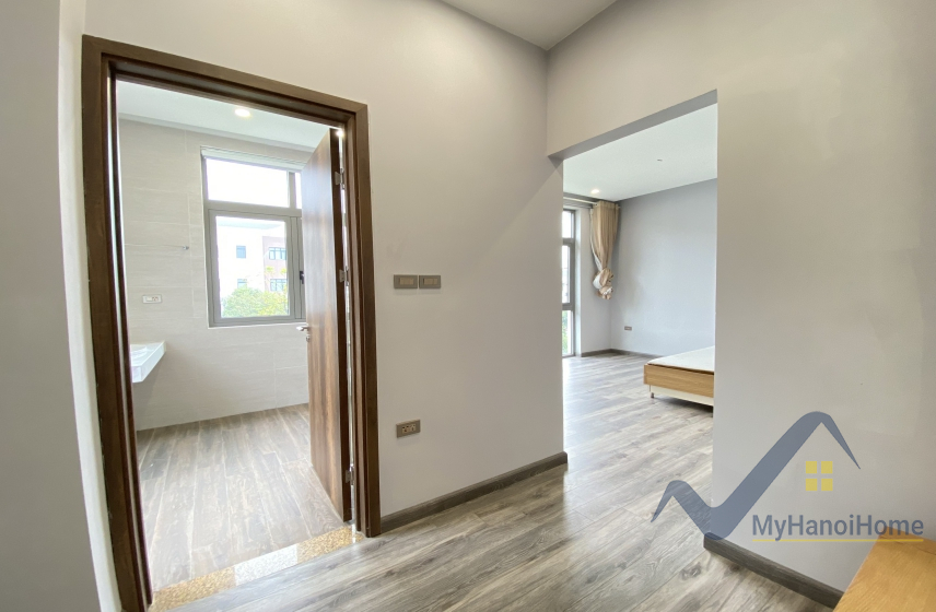 Nhà cho thuê Vinhomes Harmony full nội thất ngay cạnh Hồ 14