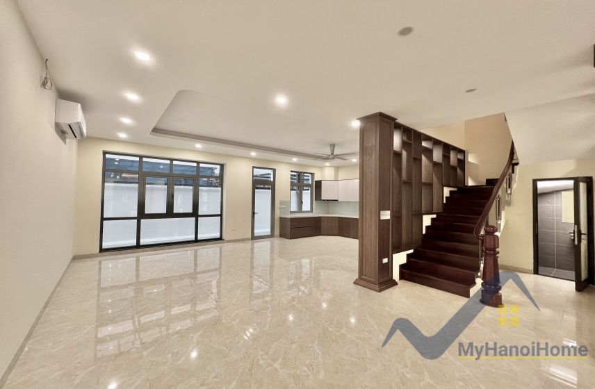 Nhà Harmony cho thuê mới hoàn thiện gần trường Vinschool 3