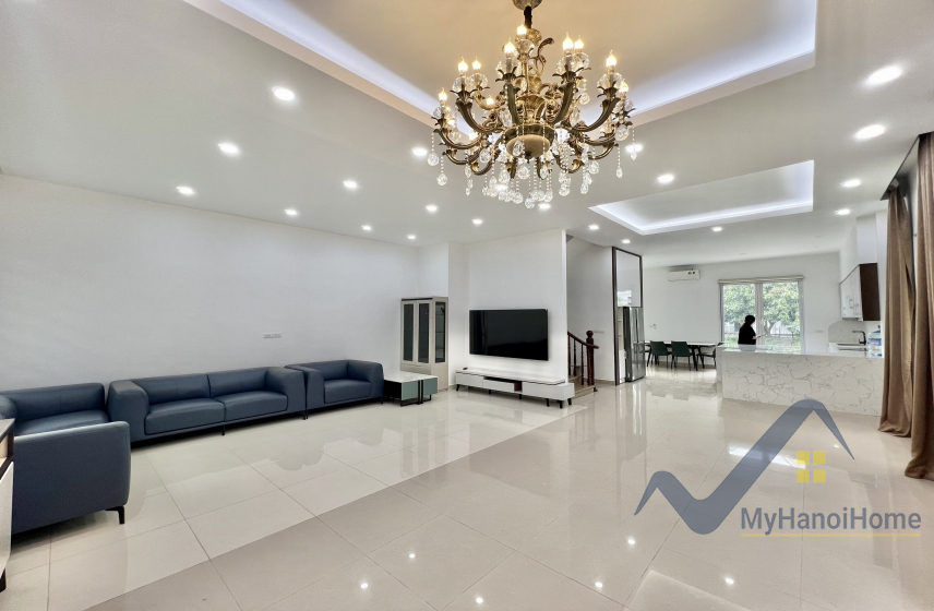 Nhà liền kề 4PN khu Vinhomes Riverside cần cho thuê 1