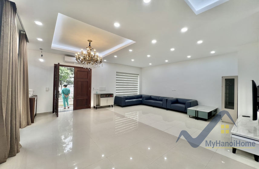 Nhà liền kề 4PN khu Vinhomes Riverside cần cho thuê 2
