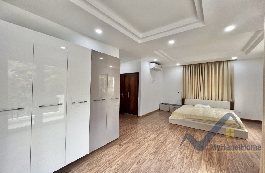 Nhà liền kề 4PN khu Vinhomes Riverside cần cho thuê 7