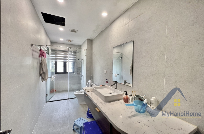 Nhà liền kề Vinhomes Harmony cho thuê 3PN full đồ 13