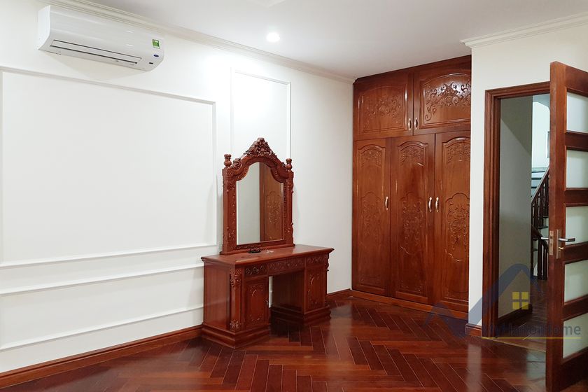 Nhà liền kề Vinhomes Harmony cho thuê gần Vinschool 7