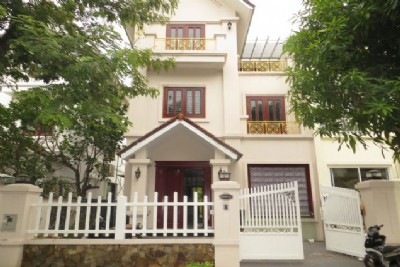 Bán biệt thự Hoa Phượng Vinhomes Riverside đã hoàn thiện