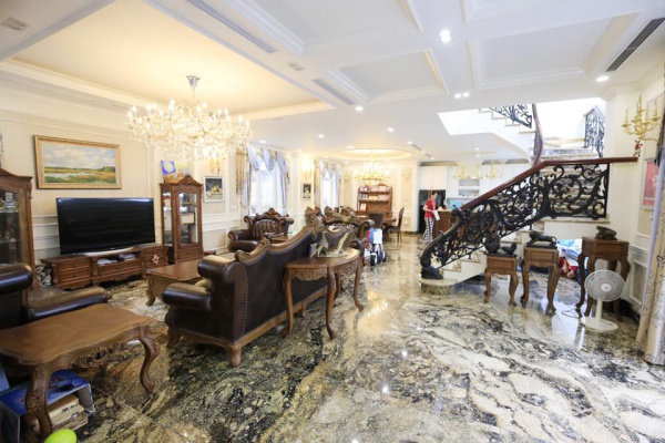 Biệt thự bán đơn lập AD Vinhomes Riverside đã hoàn thiện