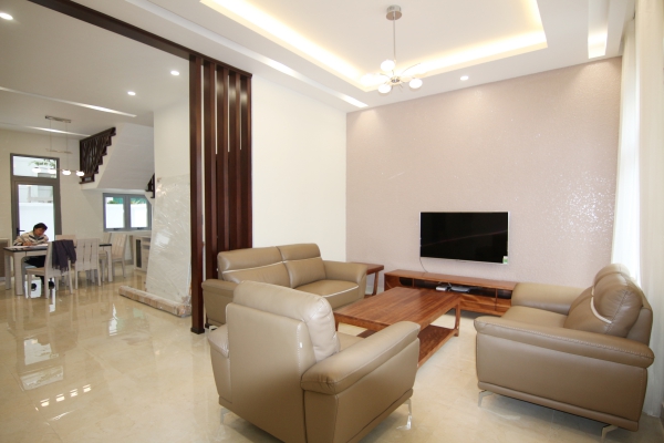 Biệt thự Nguyệt Quế Harmony chính chủ 3PN gần Vinschool