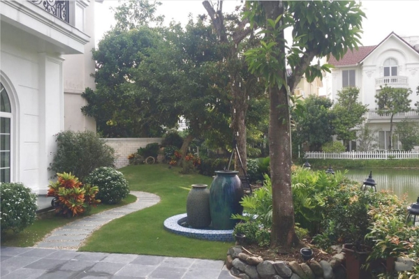 Biệt thự đơn lập cho thuê Vinhome Riverside, full nội thất 4PN