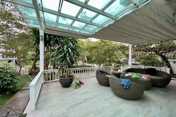 Biệt thự Vinhome Riverside full nội thất đơn lập cần cho thuê