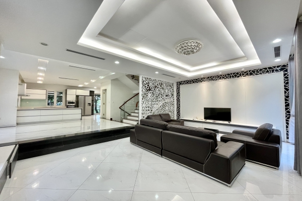 Biệt thự Vinhomes Riverside cho thuê hướng Tây Bắc