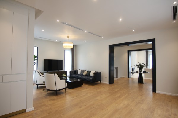 Biệt thự Vinhomes Riverside đơn lập, thiết kế hiện đại, full nội thất