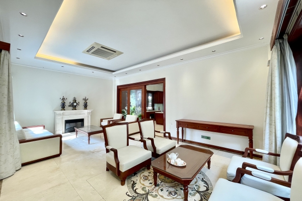 Cần thuê biệt thự Vinhomes Riverside Long Biên, 4PN full nội thất