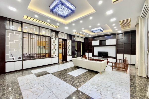 Cho thuê biệt thự Vinhomes Riverside Anh Đào full đồ