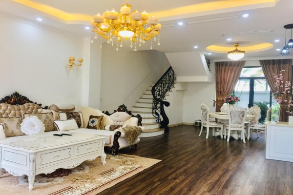 Cho thuê biệt thự Vinhomes The Hamorny khu Nguyệt Quế