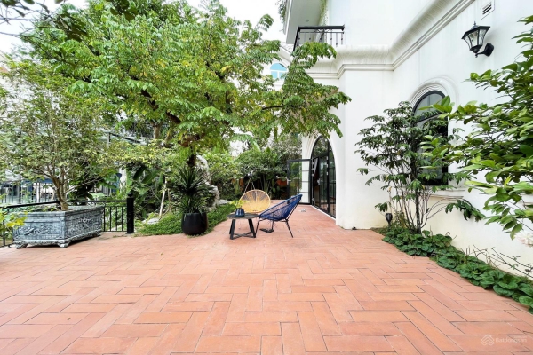 Cho thuê đơn lập biệt thự Vinhomes Riverside Long Biên, đủ đồ