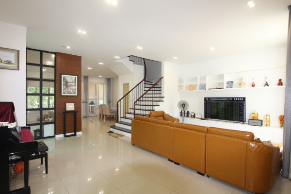 Cho thuê đơn lập Hoa Lan biệt thự Vinhomes Riverside