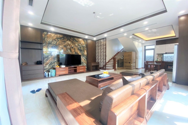 Cho thuê nhà liền kề Vinhome Harmony đầy đủ nội thất, 4PN