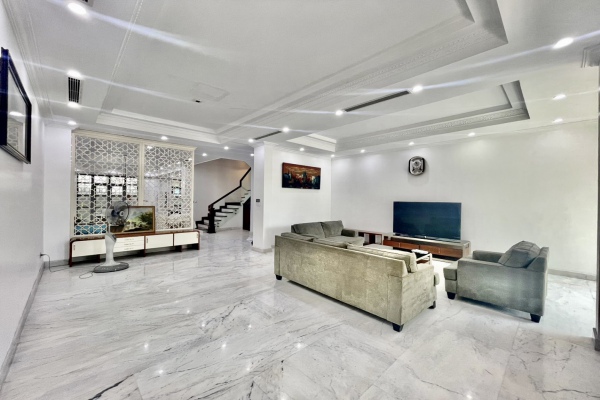 Cho thuê nhà Vinhomes The Harmony, song lập full nội thất 5PN