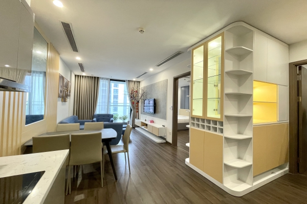 Cho thuê Vinhomes Symphony 2PN 2WC đầy đủ nội thất