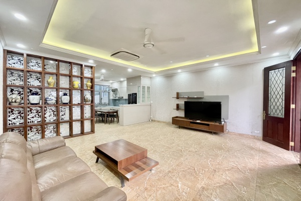 Nhà cho thuê Vinhomes Harmony, full nội thất 4PN