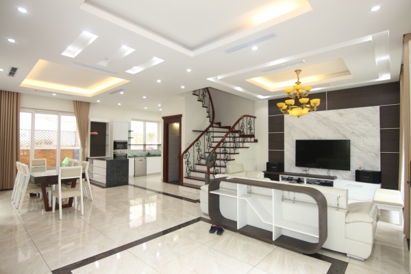 Nhà liền kề Vinhomes Riverside cho thuê đầy đủ nội thất