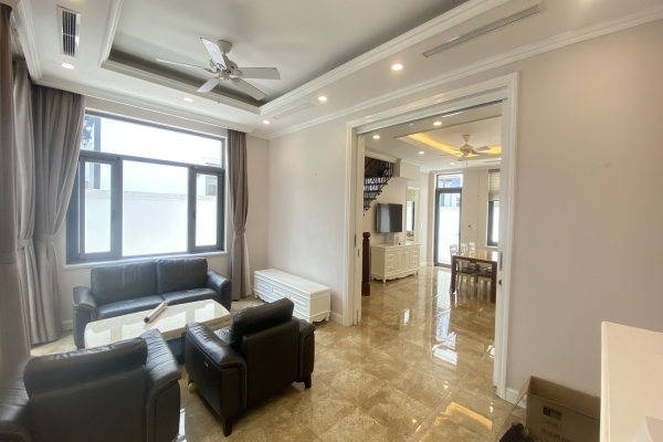 Thuê biệt thự Harmony gần Vinschool và Hồ full nội thất
