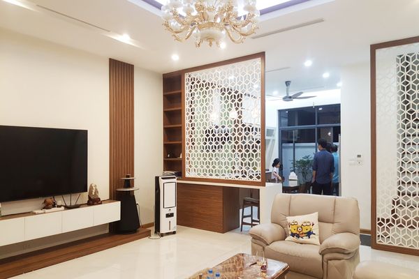 Thuê nhà liền kề Vinhomes Harmony gần trường Vinschool full nội thất