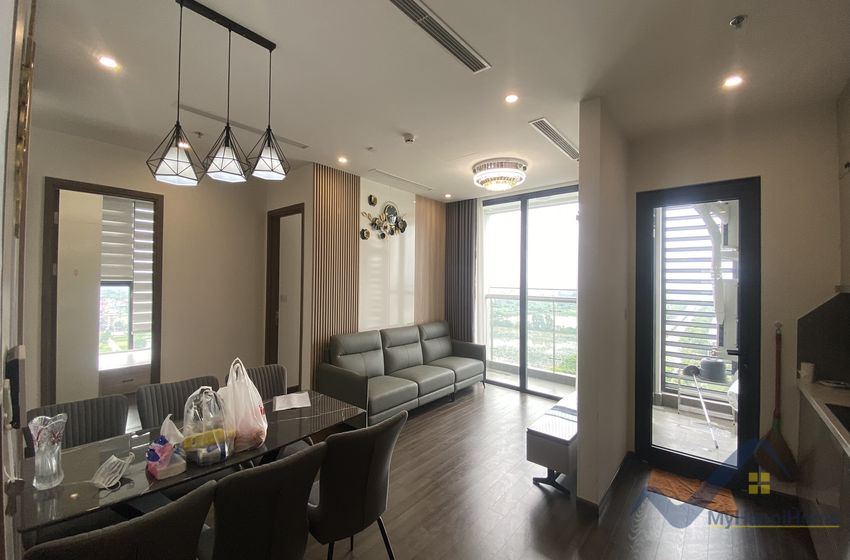 Thuê 3PN 2WC chung cư Vinhomes Symphony Long Biên 2