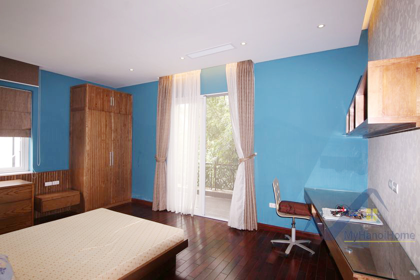Thuê biệt thự đơn lập Vinhomes Riverside có Gara trong nhà 8