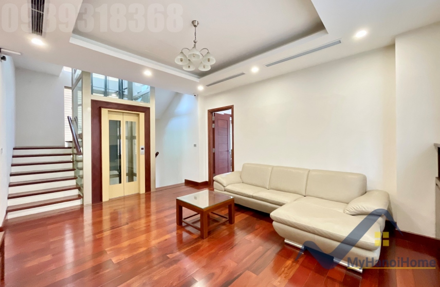 Thuê biệt thự đơn lập Vinhomes Riverside gần trường BIS và Almaz, full đồ 11