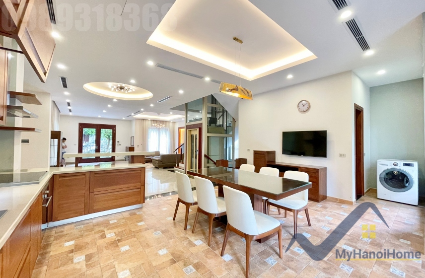 Thuê biệt thự đơn lập Vinhomes Riverside gần trường BIS và Almaz, full đồ 6