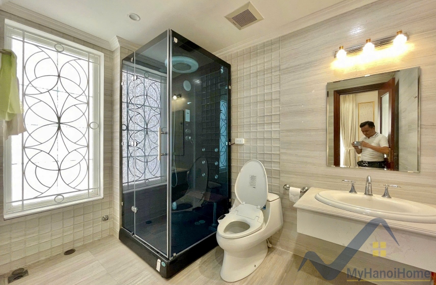 Thuê biệt thự đơn lập Vinhomes Riverside Long Biên có sông và hầm 26