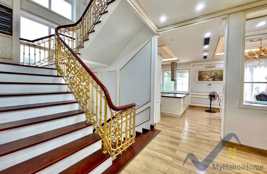 Thuê biệt thự đơn lập Vinhomes Riverside Long Biên có sông và hầm 3