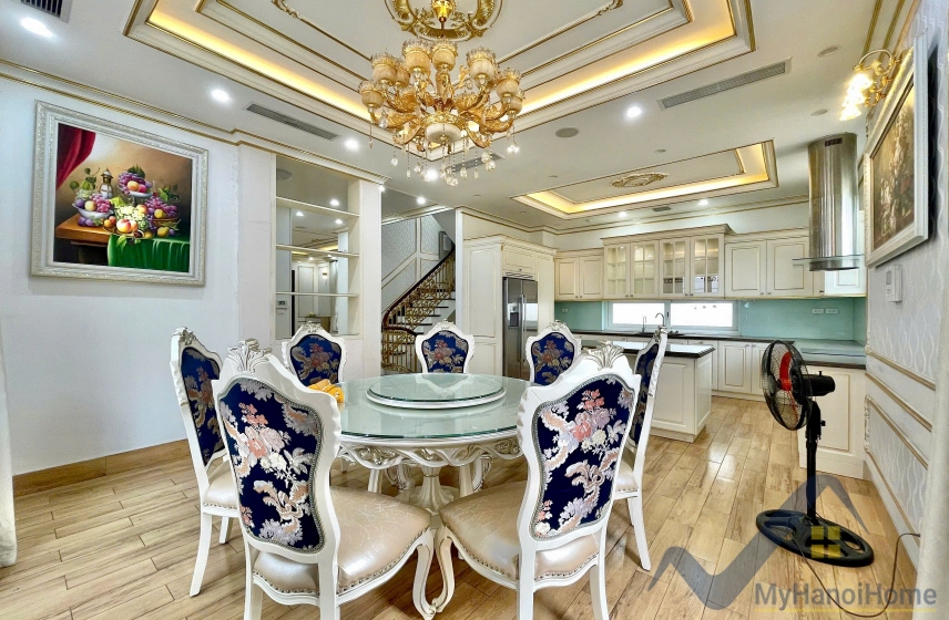 Thuê biệt thự đơn lập Vinhomes Riverside Long Biên có sông và hầm 5