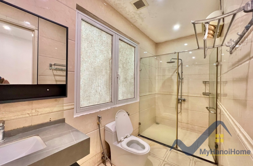 Thuê biệt thự đơn lập Vinhomes Riverside phong cách tân cổ điển 18