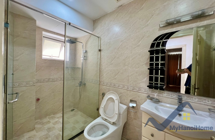 Thuê biệt thự đơn lập Vinhomes Riverside phong cách tân cổ điển 26