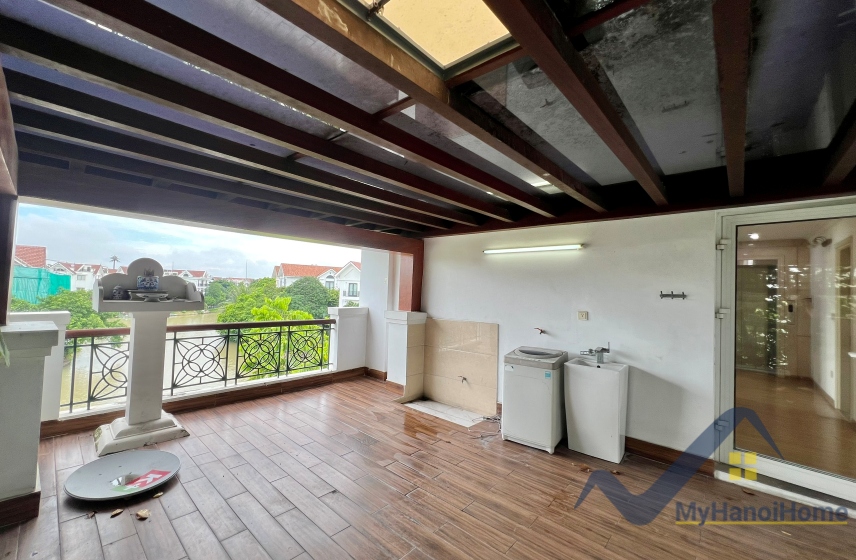 Thuê biệt thự đơn lập Vinhomes Riverside phong cách tân cổ điển 28