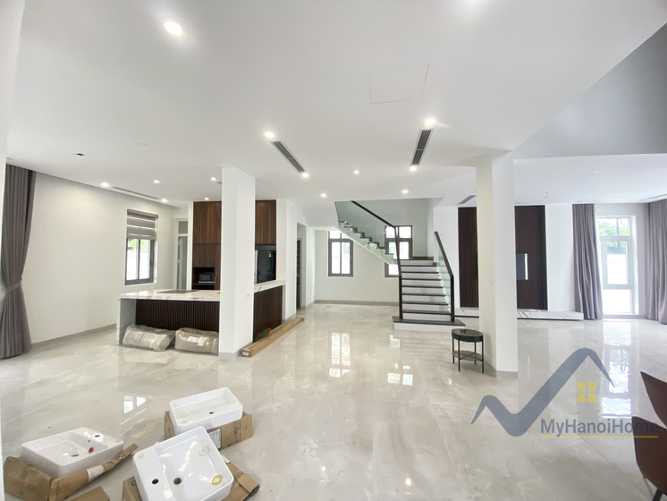 Thuê biệt thự đủ đồ tại Harmony gần trường Vinschool và Hồ 2