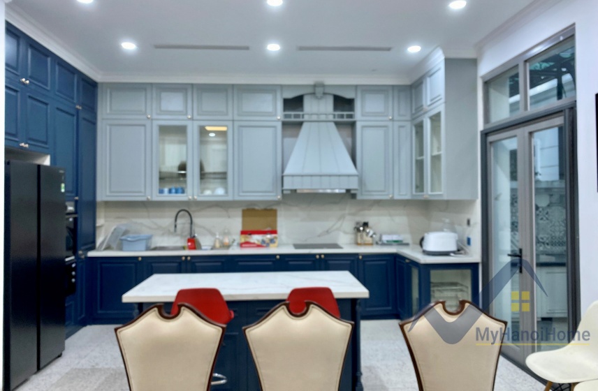 Thuê biệt thự Harmony đầy đủ nội thất, có thang máy 4 phòng ngủ 4