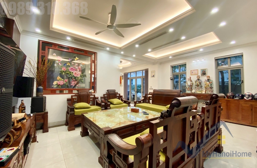 Thuê biệt thự Harmony đủ đồ, có thang máy bên Hồ 2