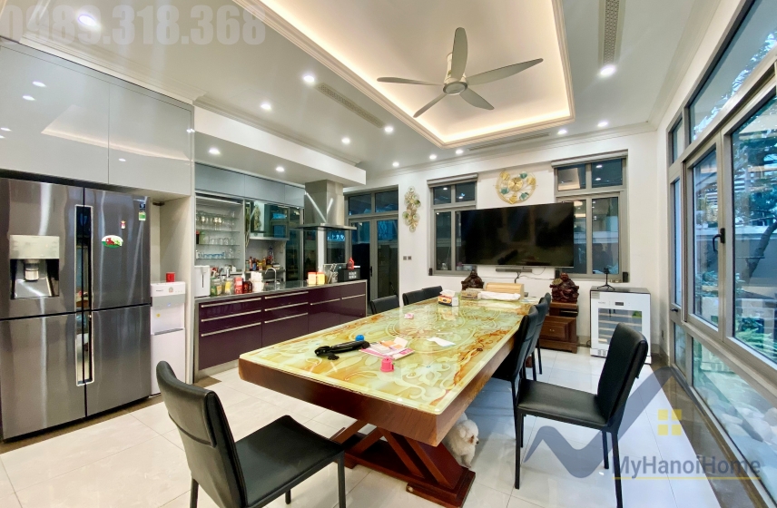 Thuê biệt thự Harmony đủ đồ, có thang máy bên Hồ 6