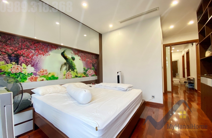 Thuê biệt thự Harmony đủ đồ, có thang máy bên Hồ 8