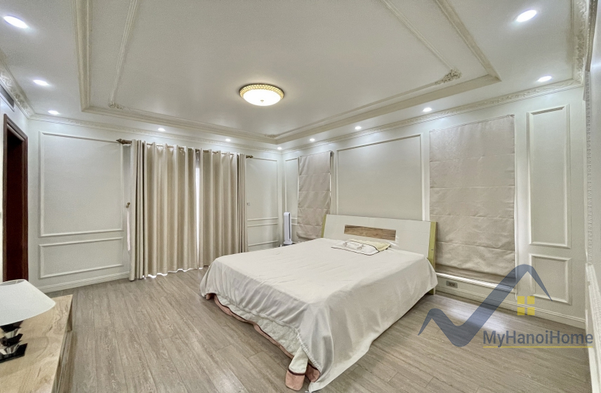 Thuê biệt thự Hoa Lan Vinhomes Riverside căn đơn lập full đồ 18