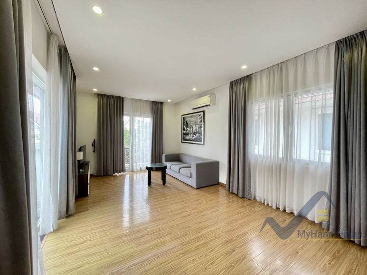 Thuê biệt thự Hoa Sữa Vinhome Riverside trang bị full đồ 17