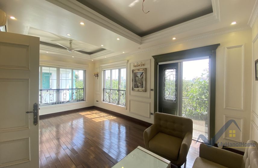 Thuê biệt thự Hoa Sữa Vinhomes Riverside full đồ, tầng hầm 14