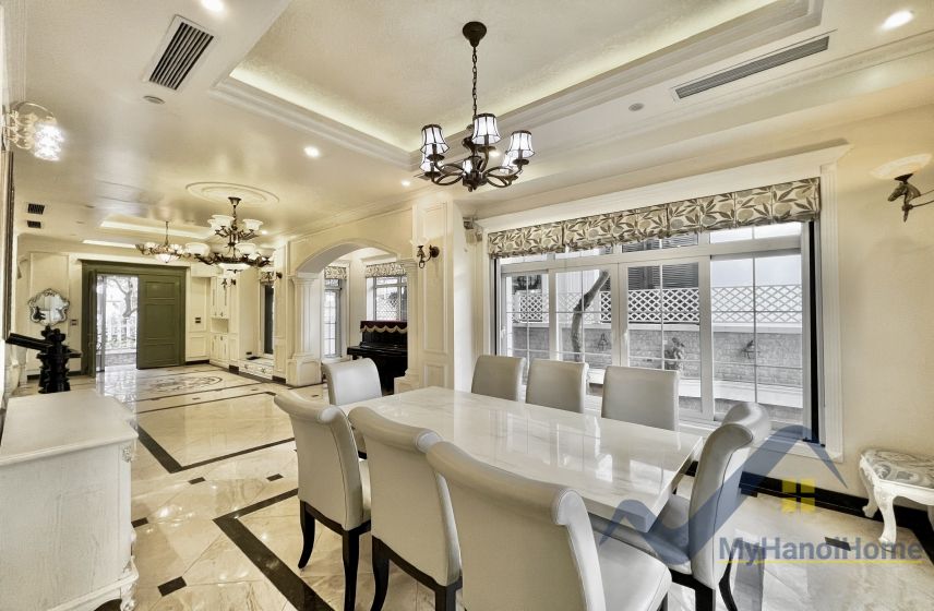 Thuê biệt thự Hoa Sữa Vinhomes Riverside full đồ, tầng hầm 4