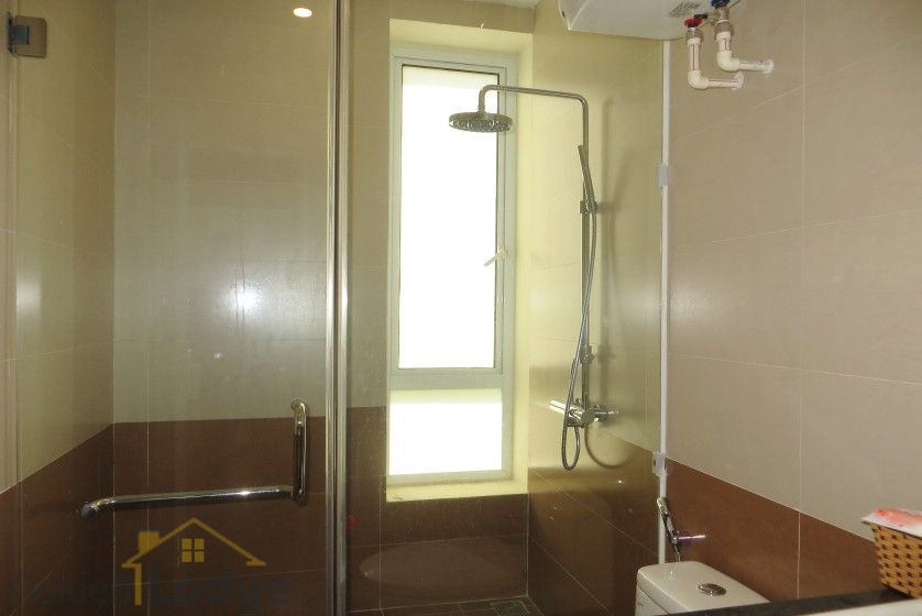 Thuê biệt thự liền kề Vinhomes Riverside có sân vườn rộng 9